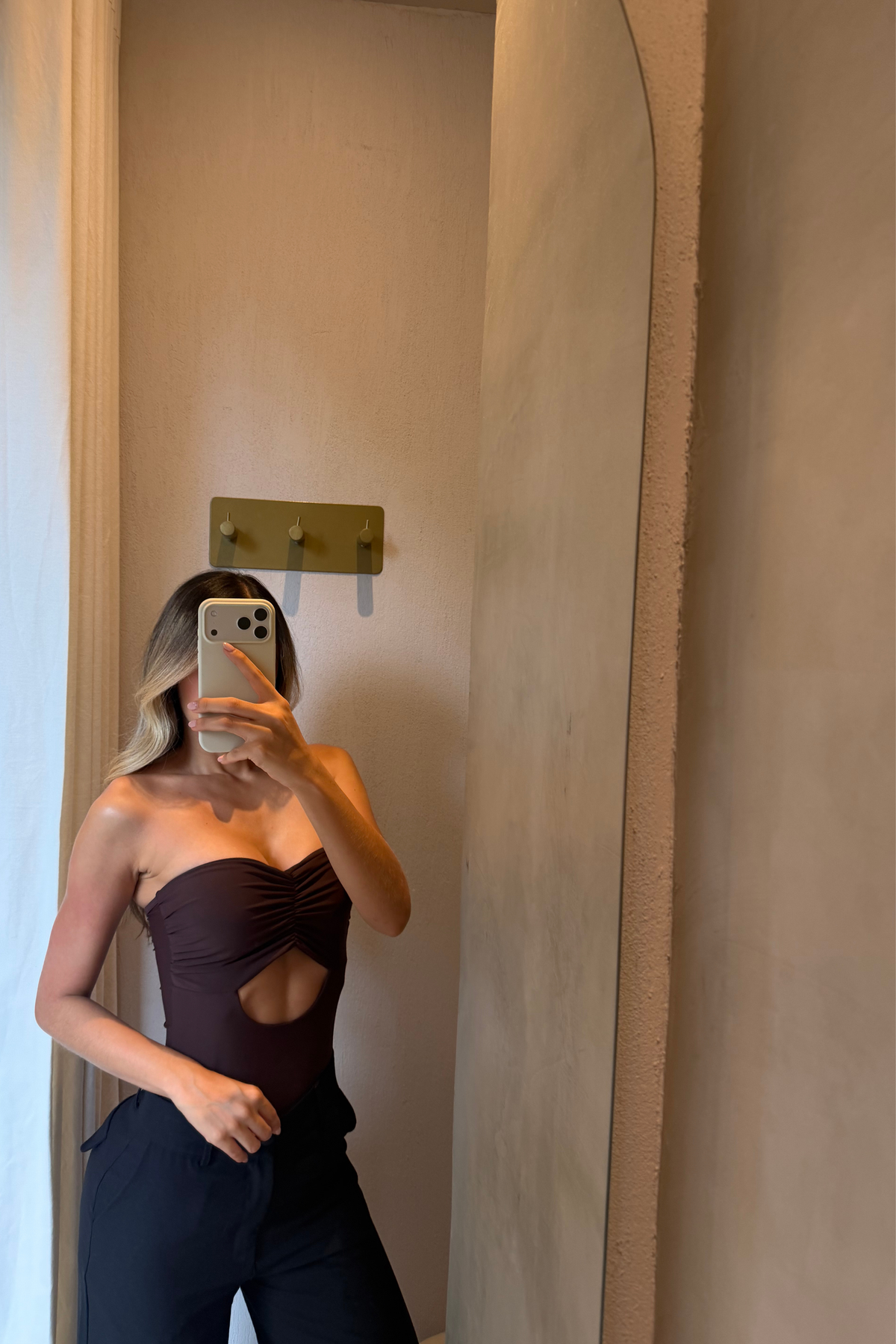 BODY EMMA
